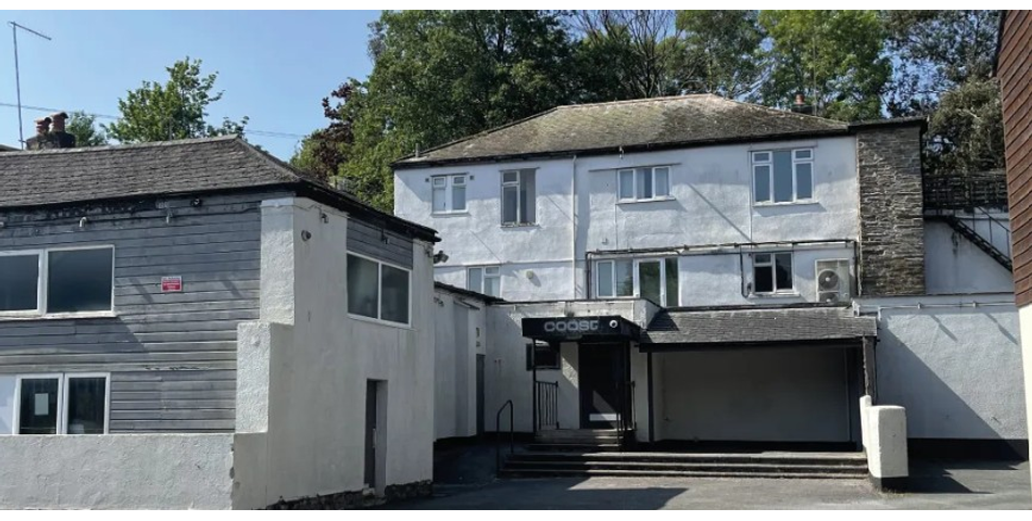 DETACHED PROPERTY WITH HUGE POTENTIAL