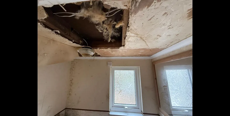 BUNGALOW FOR REFURBISHMENT 