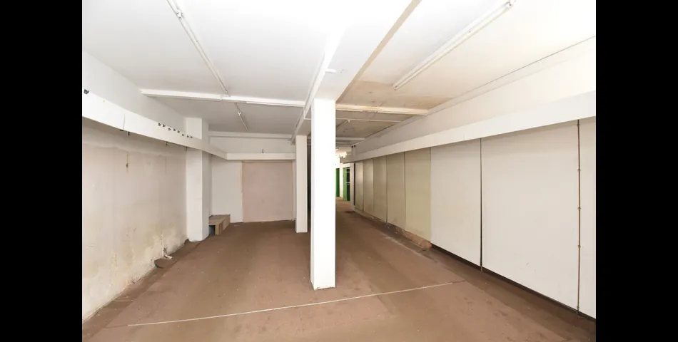 MIXED RESIDENTIAL AND COMMERCIAL PROPERTY