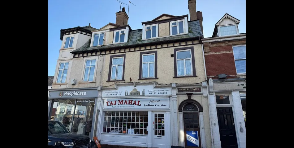 FLAT FOR INVESTMENT OR OCCUPATION