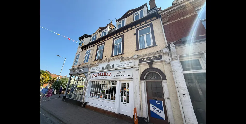 FLAT FOR INVESTMENT OR OCCUPATION