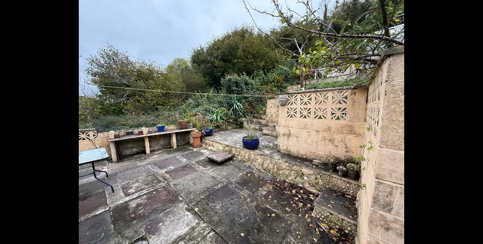 HOUSE FOR MODERNISATION