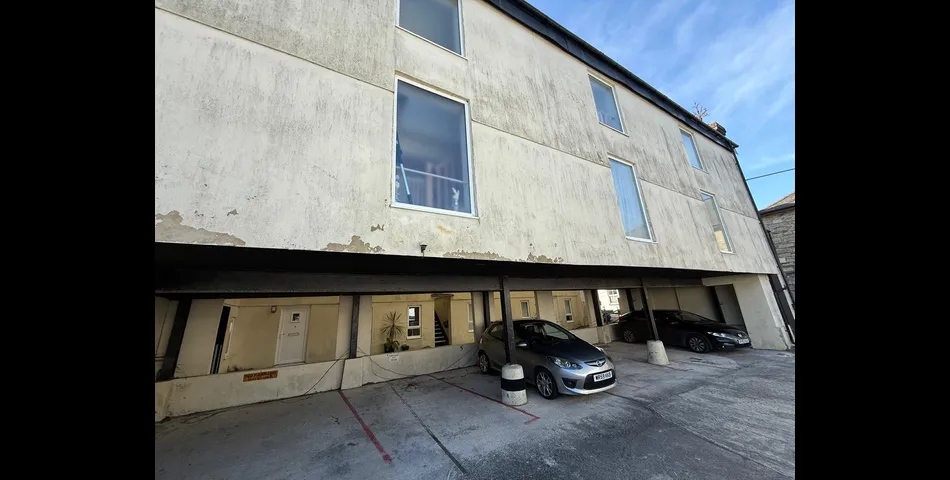 FLAT FOR INVESTMENT