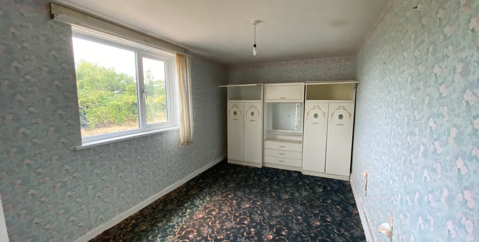 BUNGALOW FOR REFURBISHMENT 