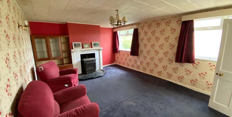BUNGALOW FOR REFURBISHMENT 