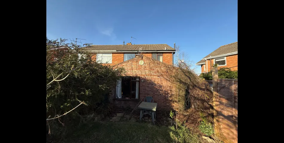 HOUSE FOR MODERNISATION