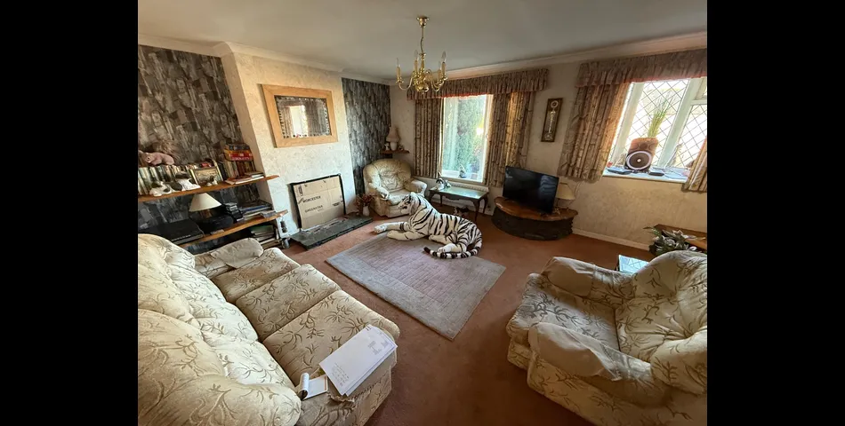 HOUSE FOR MODERNISATION
