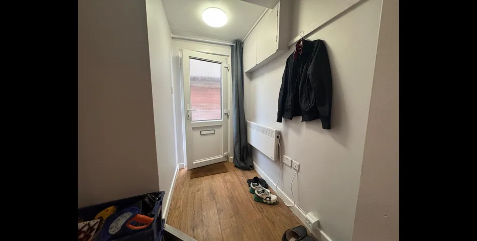 MIXED RETAIL AND COMMERCIAL PROPERTY