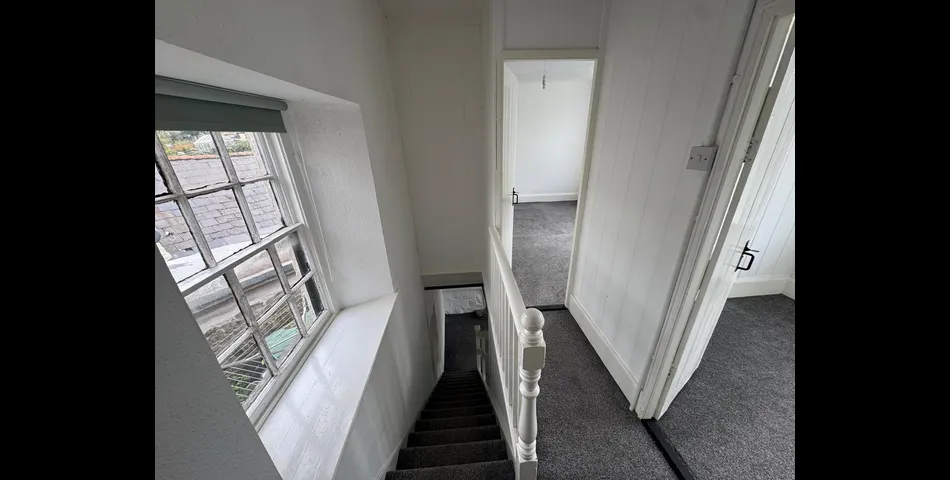DETACHED HOUSE FOR IMPROVEMENT
