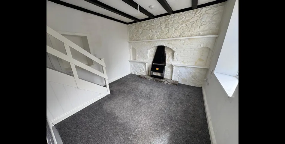 DETACHED HOUSE FOR IMPROVEMENT