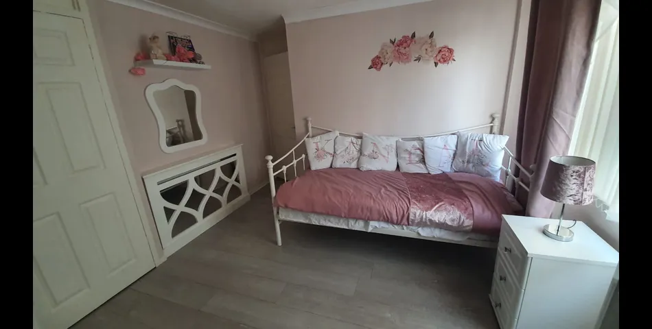 RESIDENTIAL INVESTMENT HOUSE