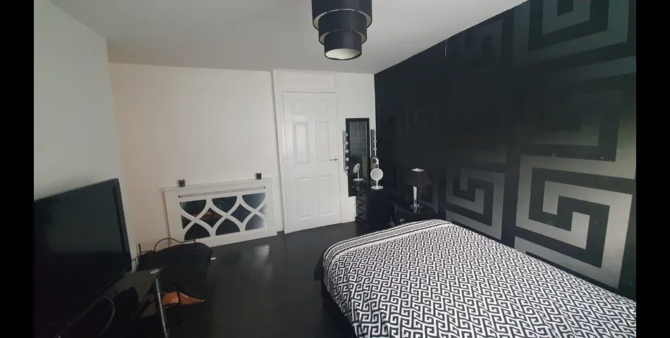 RESIDENTIAL INVESTMENT HOUSE