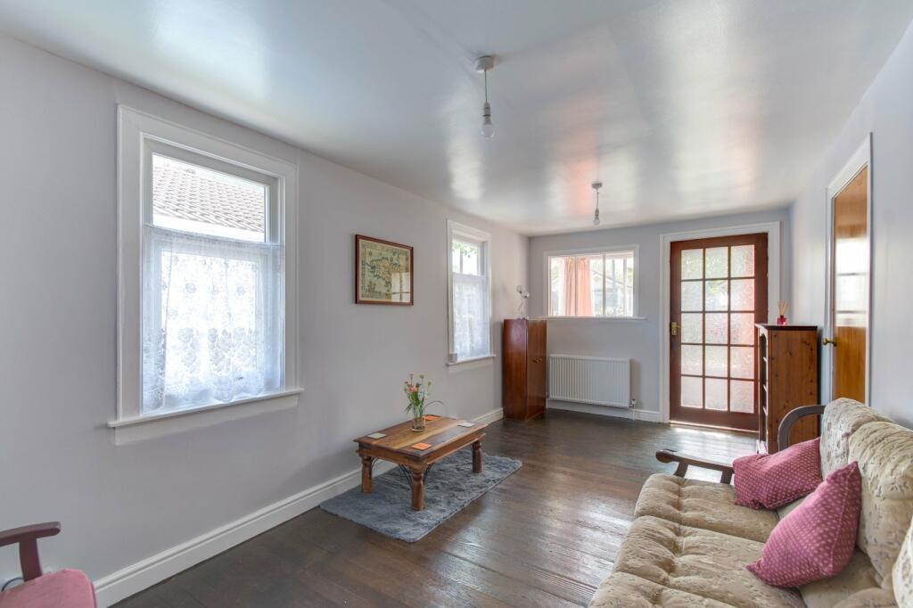 3 bed Detached Bungalow