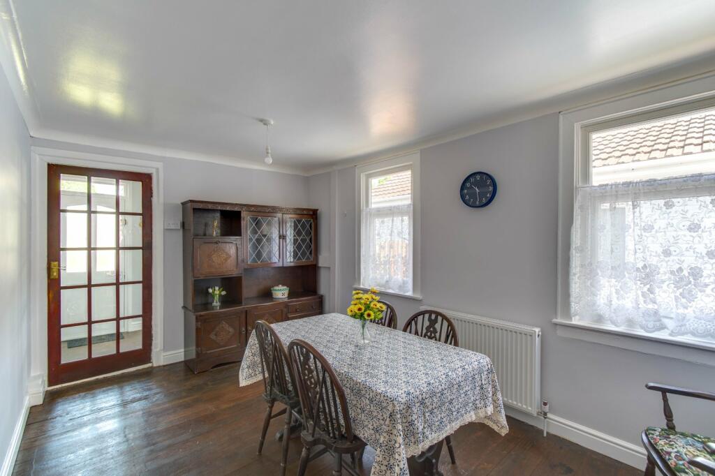 3 bed Detached Bungalow