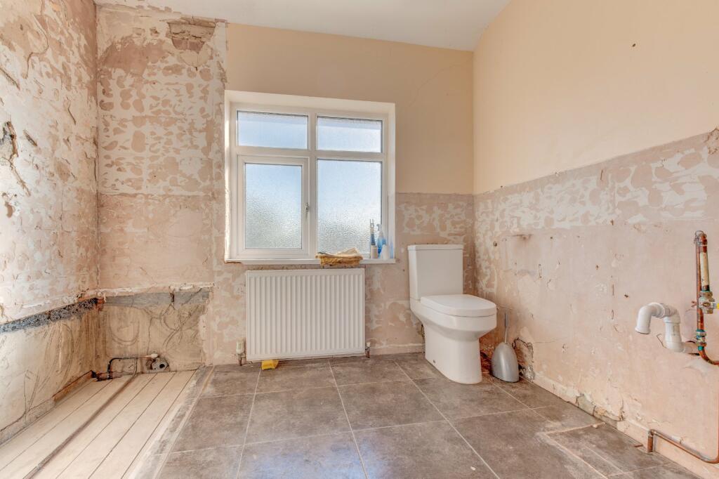3 bed Semi-Detached