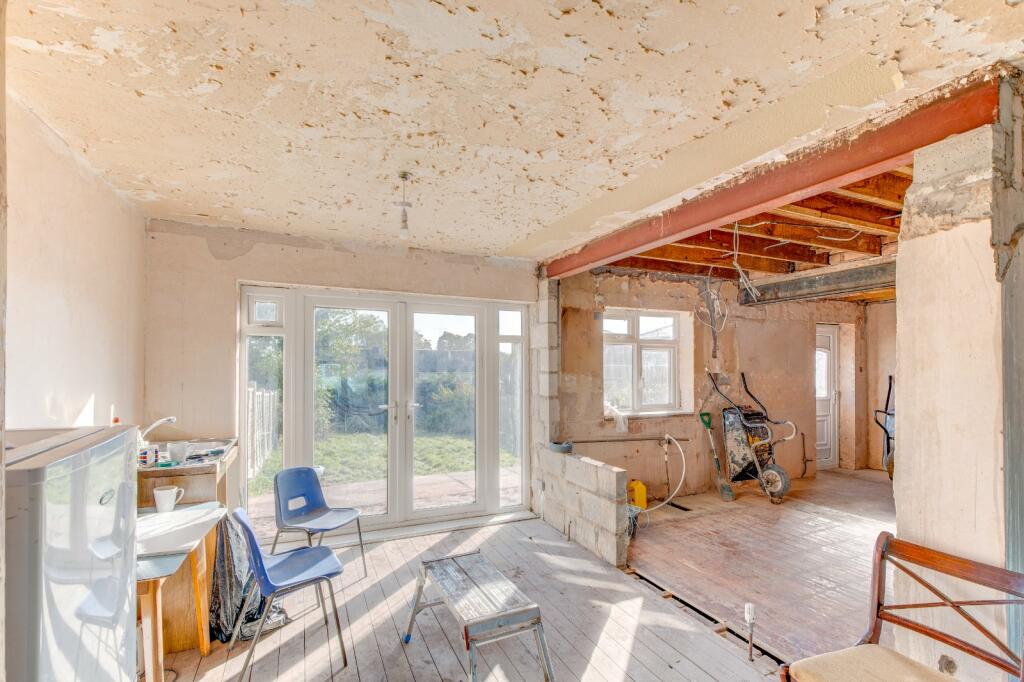 3 bed Semi-Detached