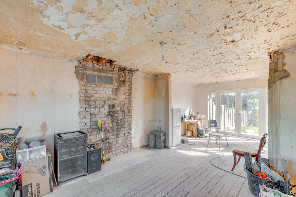 3 bed Semi-Detached