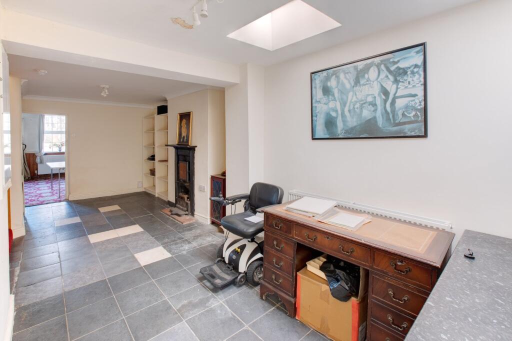 2 bed Terraced