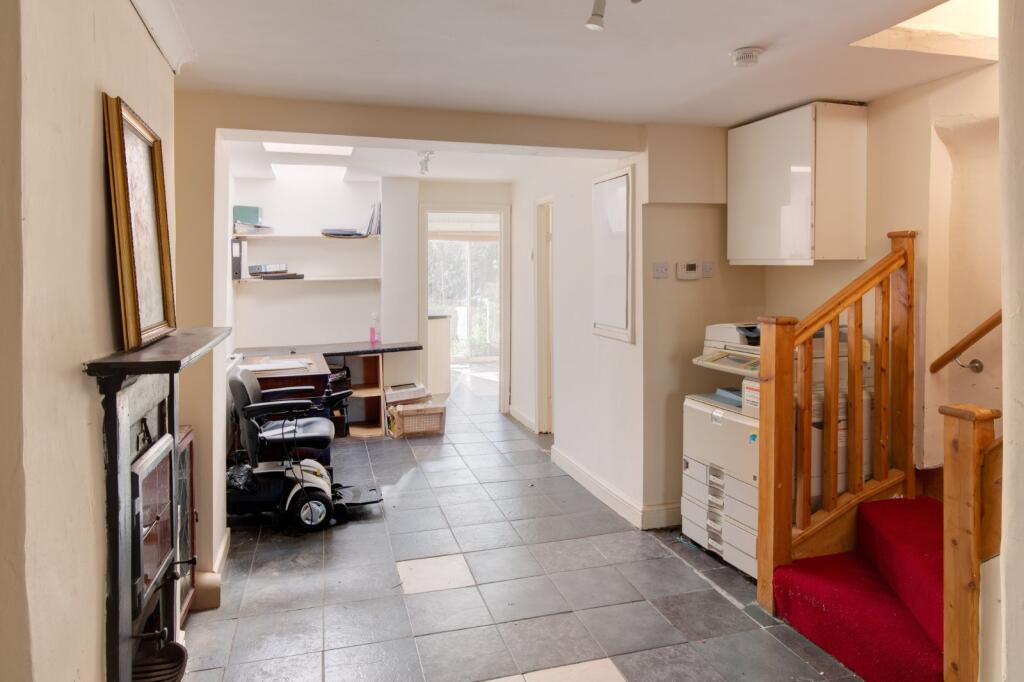 2 bed Terraced