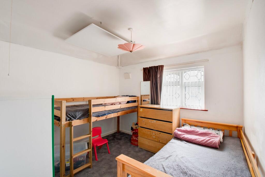 3 bed Semi-Detached