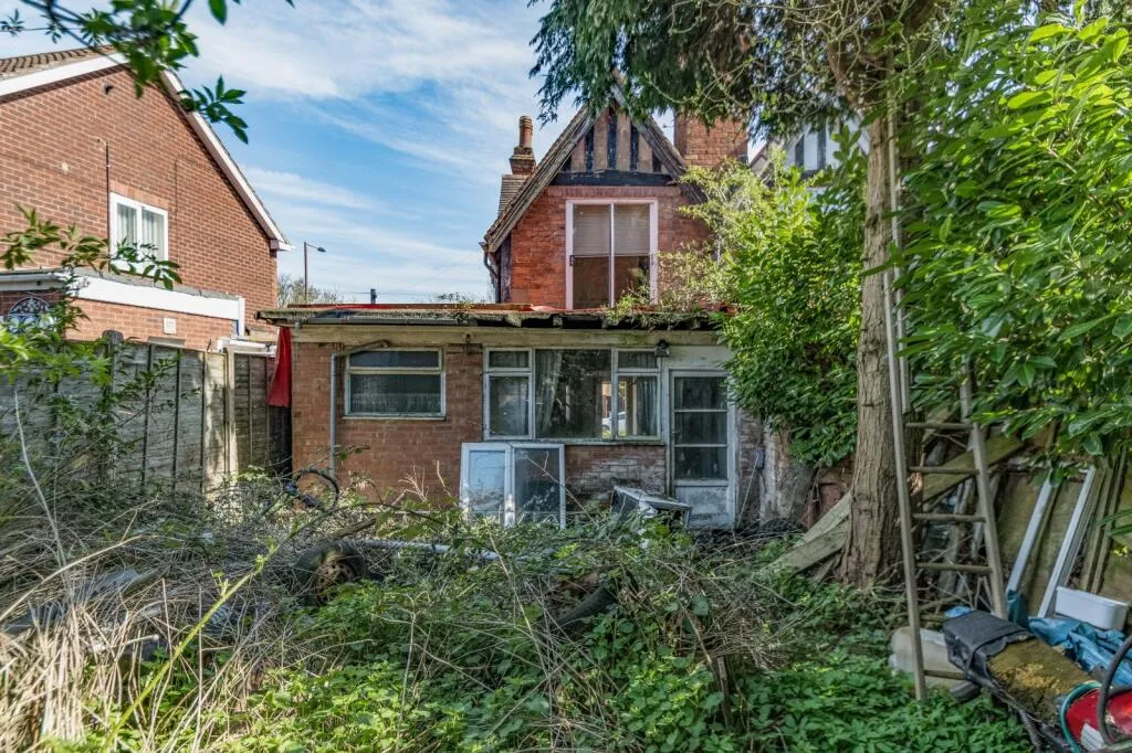 3 bed Semi-Detached