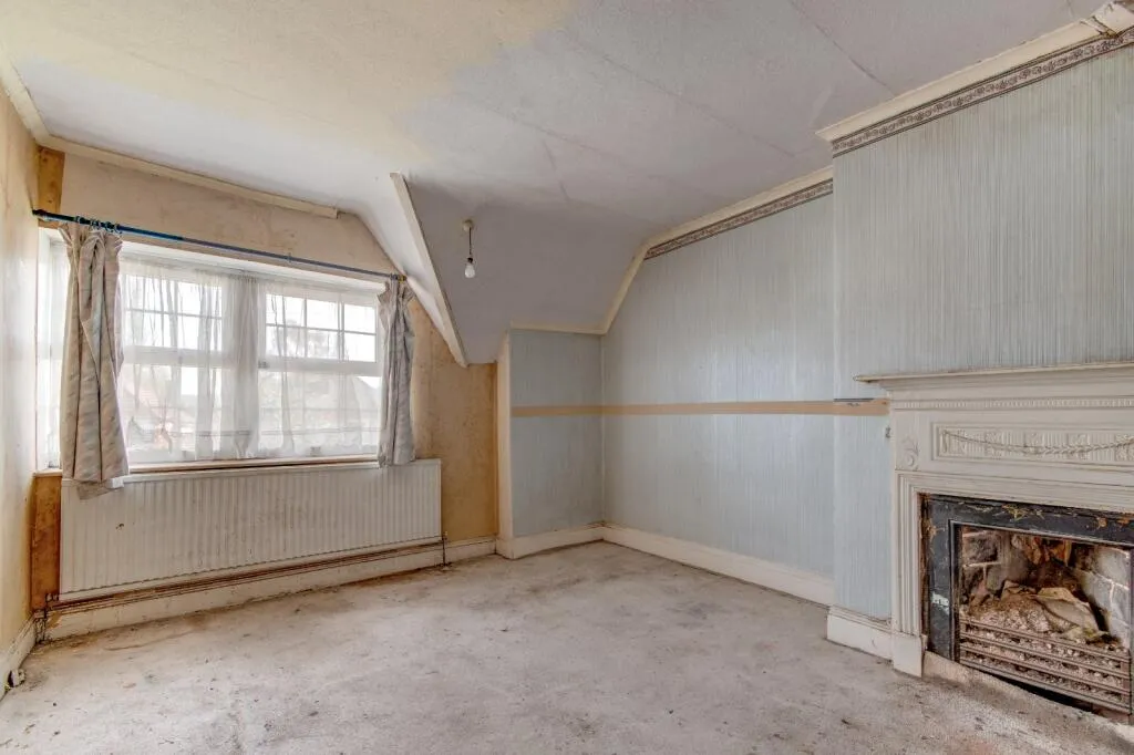 3 bed Semi-Detached