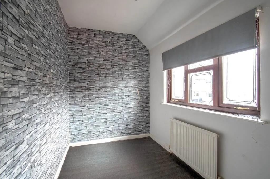 3 bed Semi-Detached
