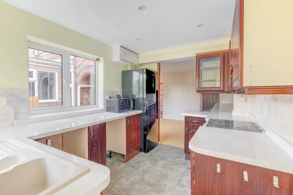 3 bed Terraced