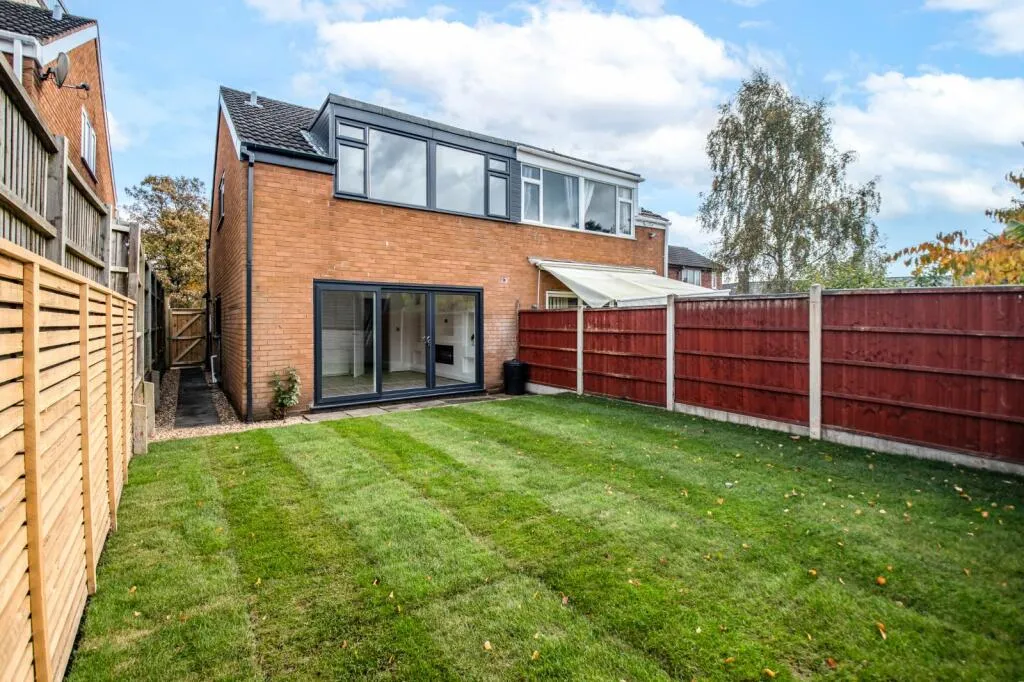 3 bed Semi-Detached