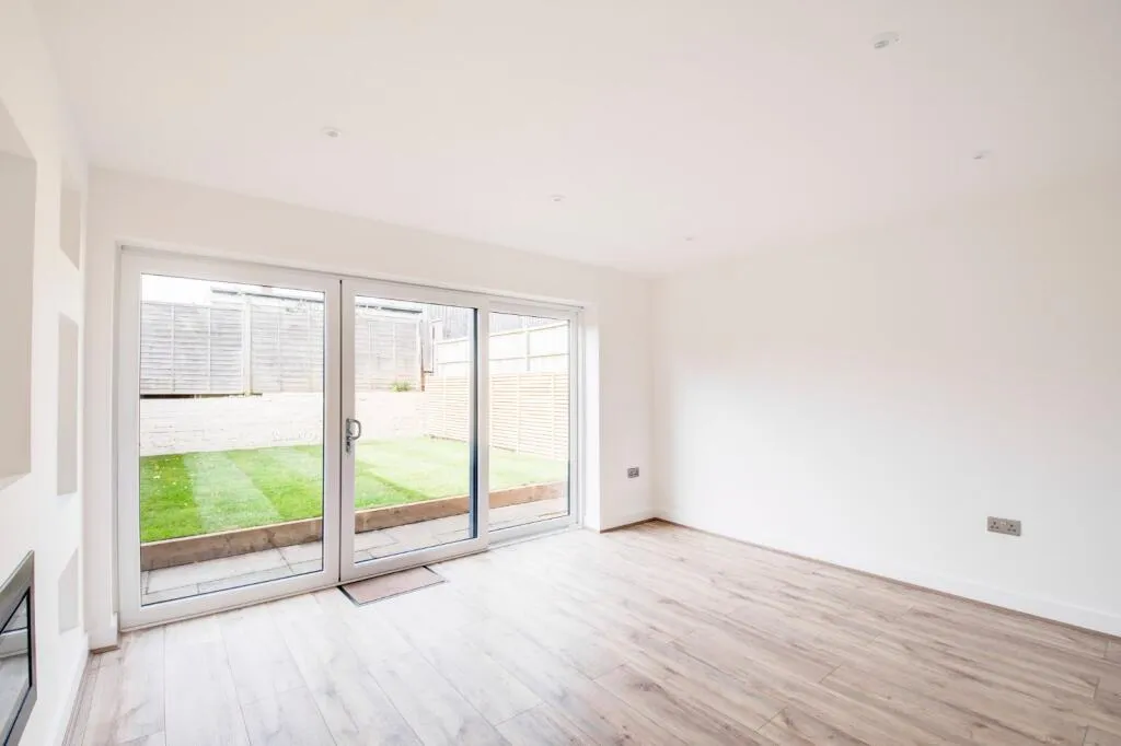 3 bed Semi-Detached