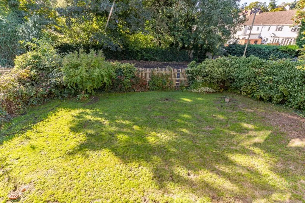 2 bed Maisonette