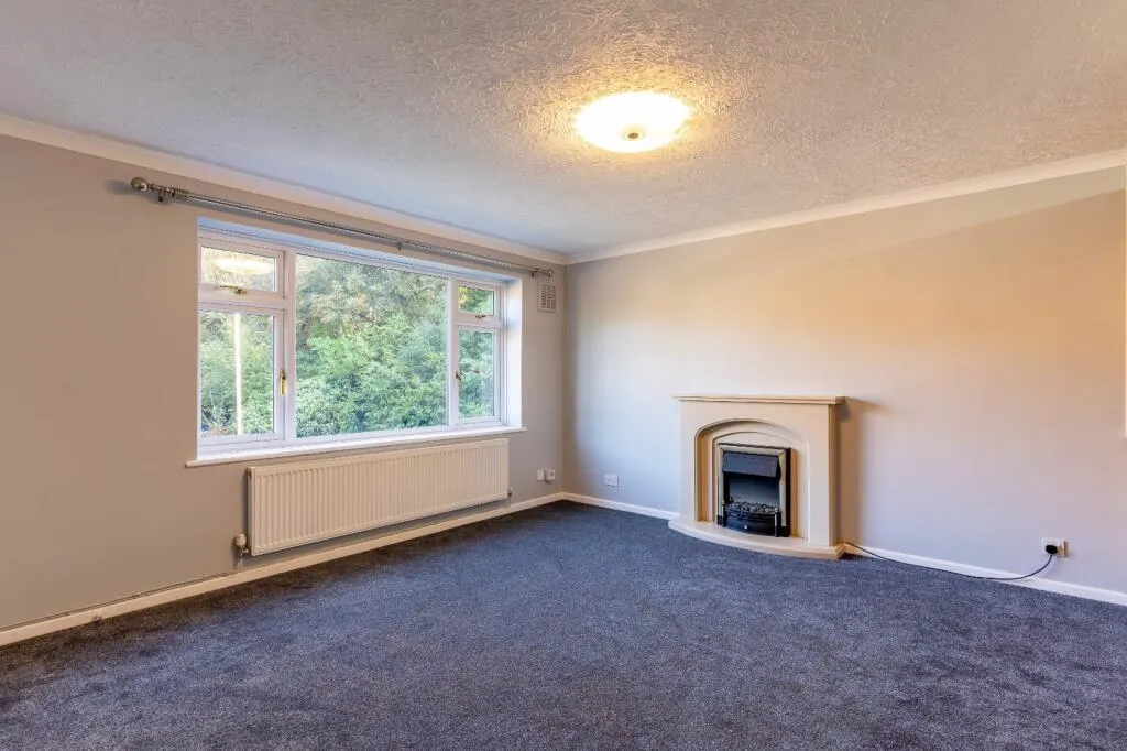 2 bed Maisonette