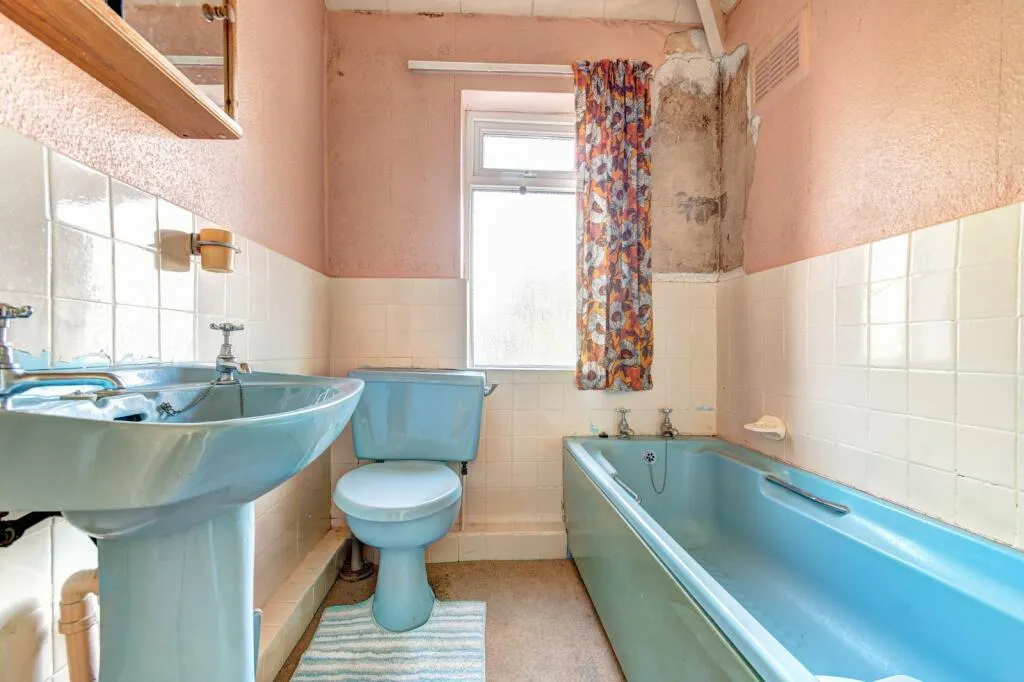 3 bed Semi-Detached