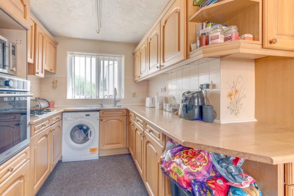 3 bed Terraced