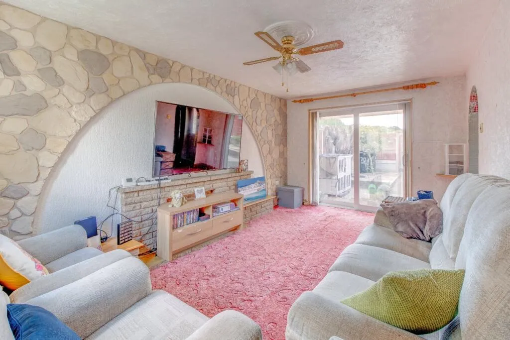 3 bed Terraced