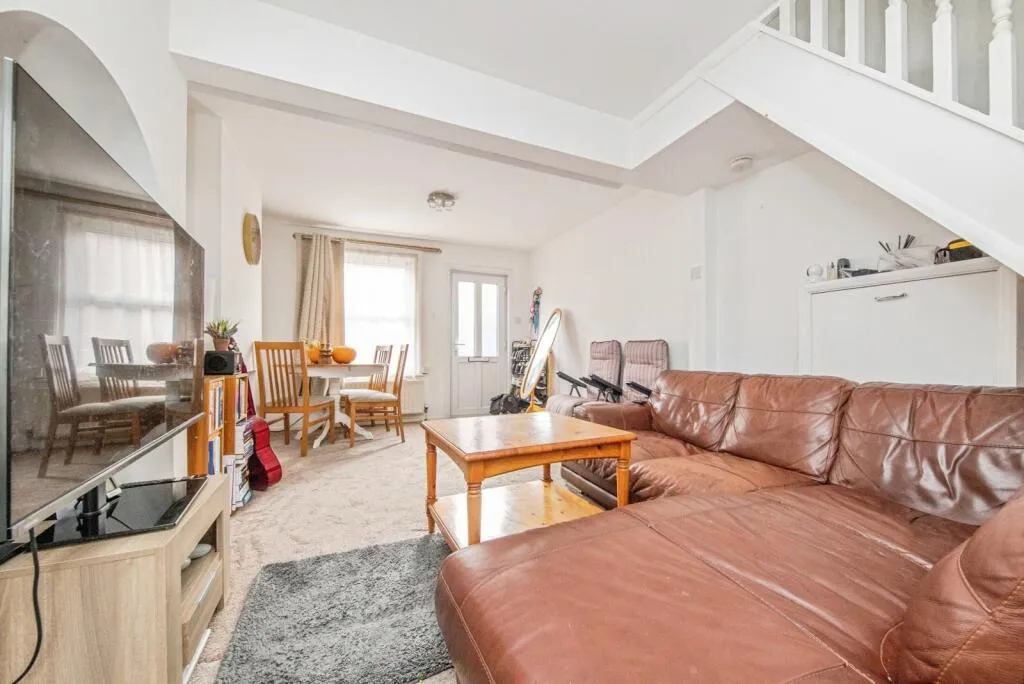 2 bed Terraced