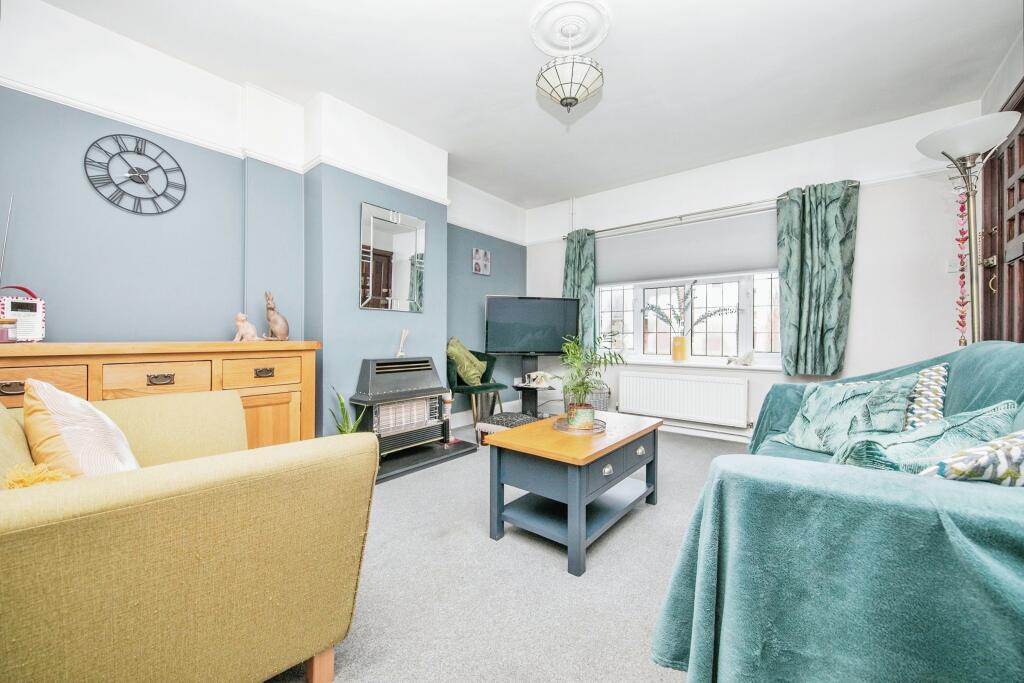 2 bed Semi-Detached Bungalow