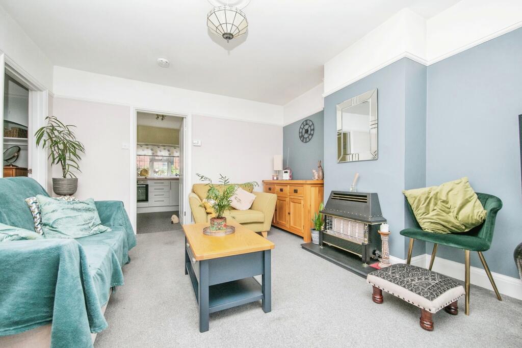 2 bed Semi-Detached Bungalow