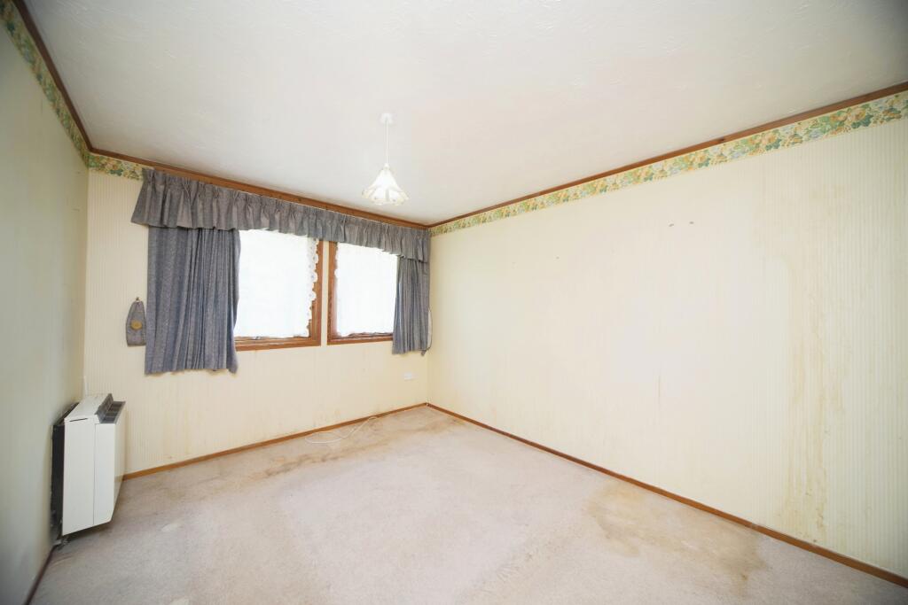 4 bed Detached