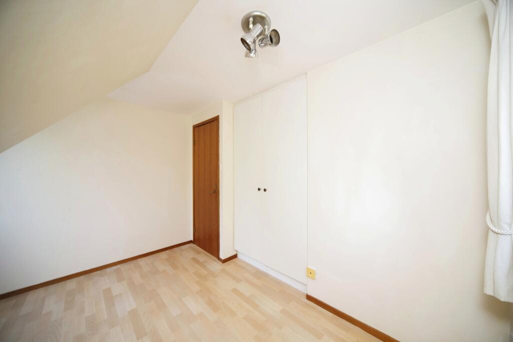 4 bed Detached