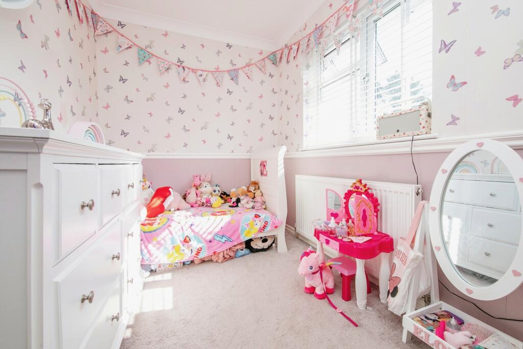 3 bed Semi-Detached