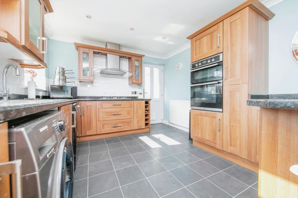 3 bed Semi-Detached