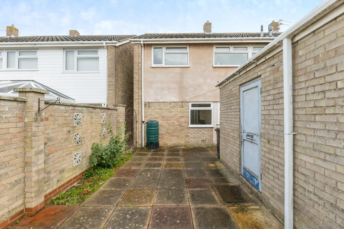 3 bed Semi-Detached