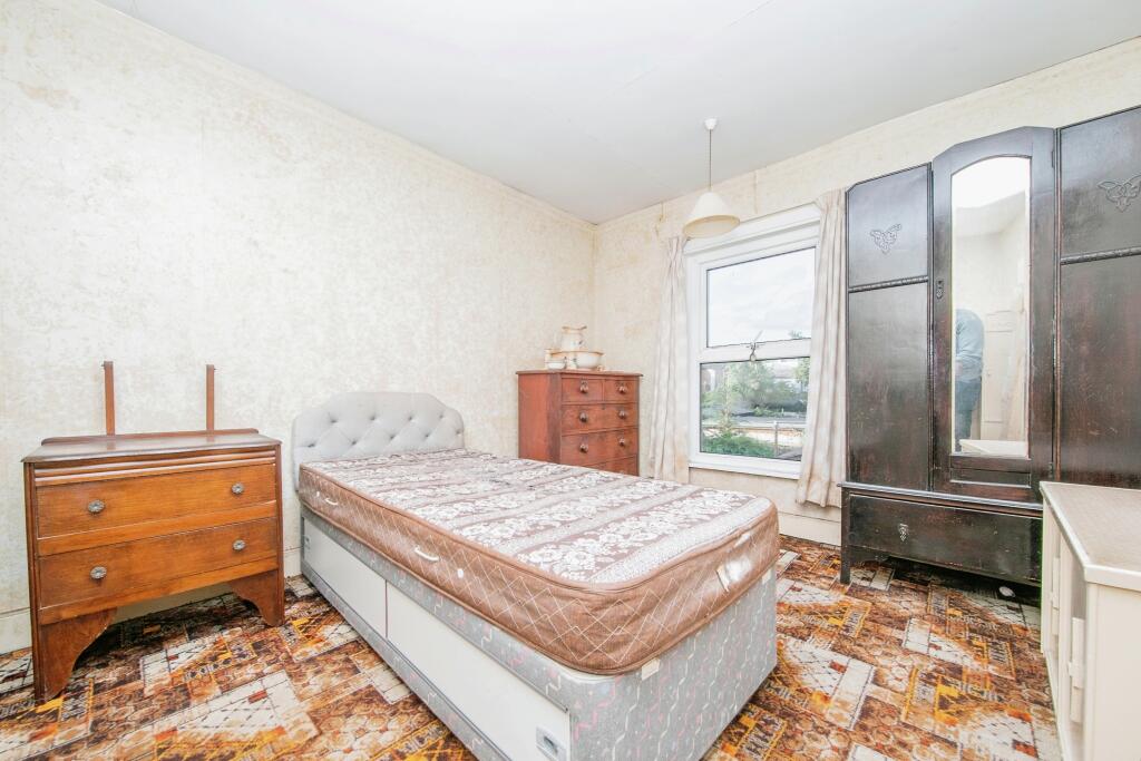3 bed Semi-Detached