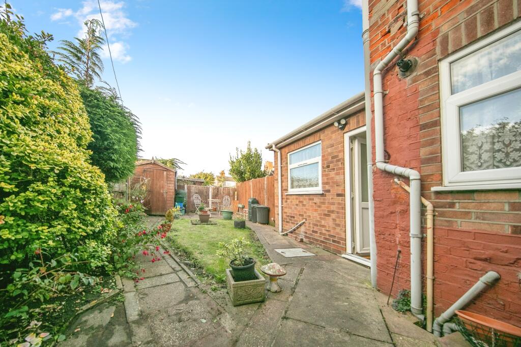 3 bed Semi-Detached
