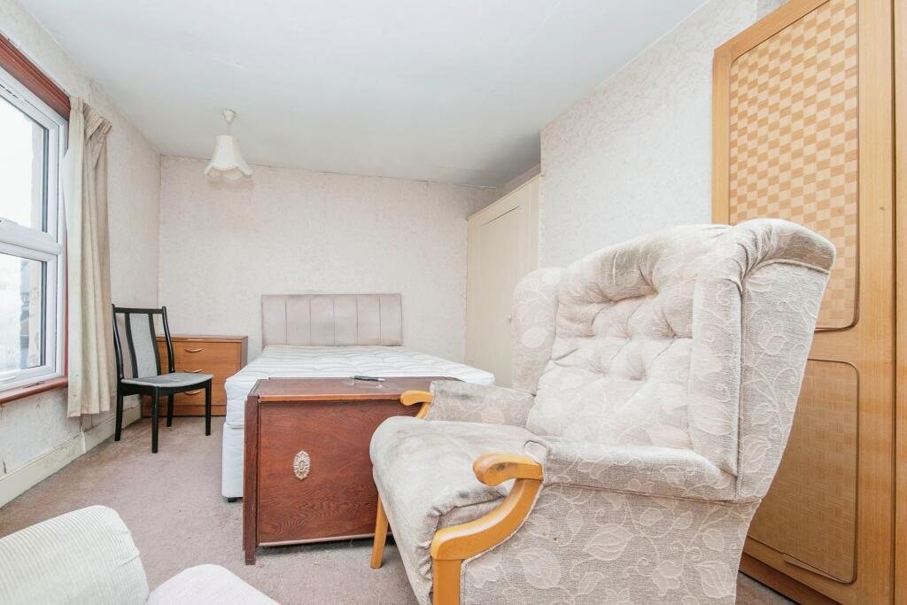 3 bed Semi-Detached