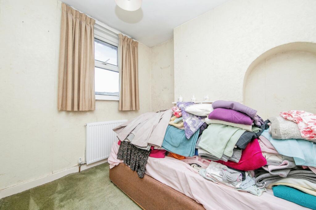 3 bed Semi-Detached