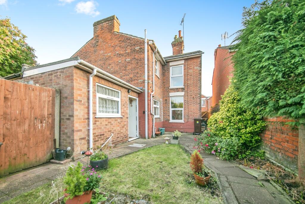 3 bed Semi-Detached