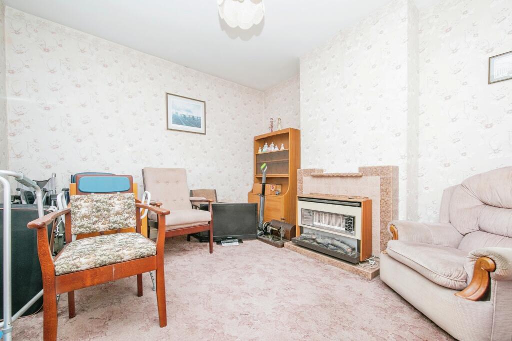 3 bed Semi-Detached
