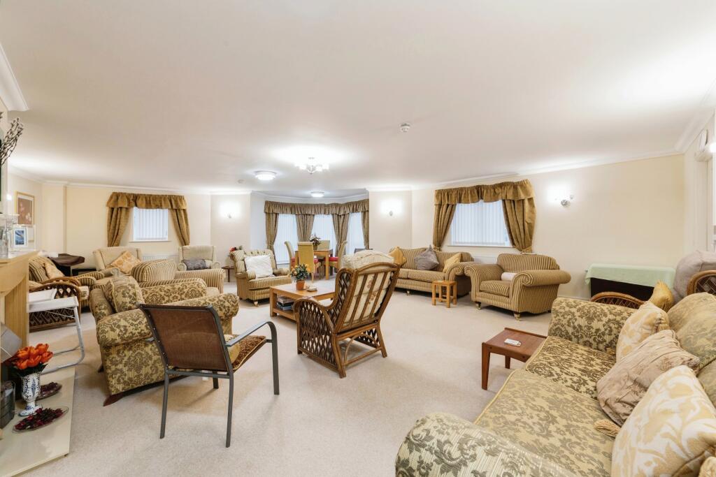 2 bed Apartment